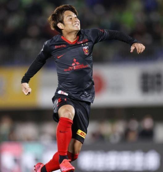 星空体育app-新疆广汇国际比赛日绝杀压哨，志在亚冠名次提升，压力陡增，临场指挥获称赞的简单介绍