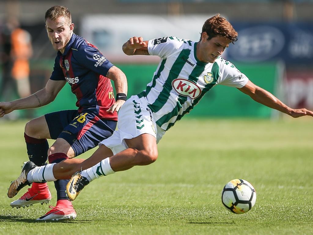 包含赛前里昂调整名单以备葡超风云突变尤文图斯窗口期更衣室发声，媒体一致点评：转会期纽约尼克斯迎来里程碑的词条