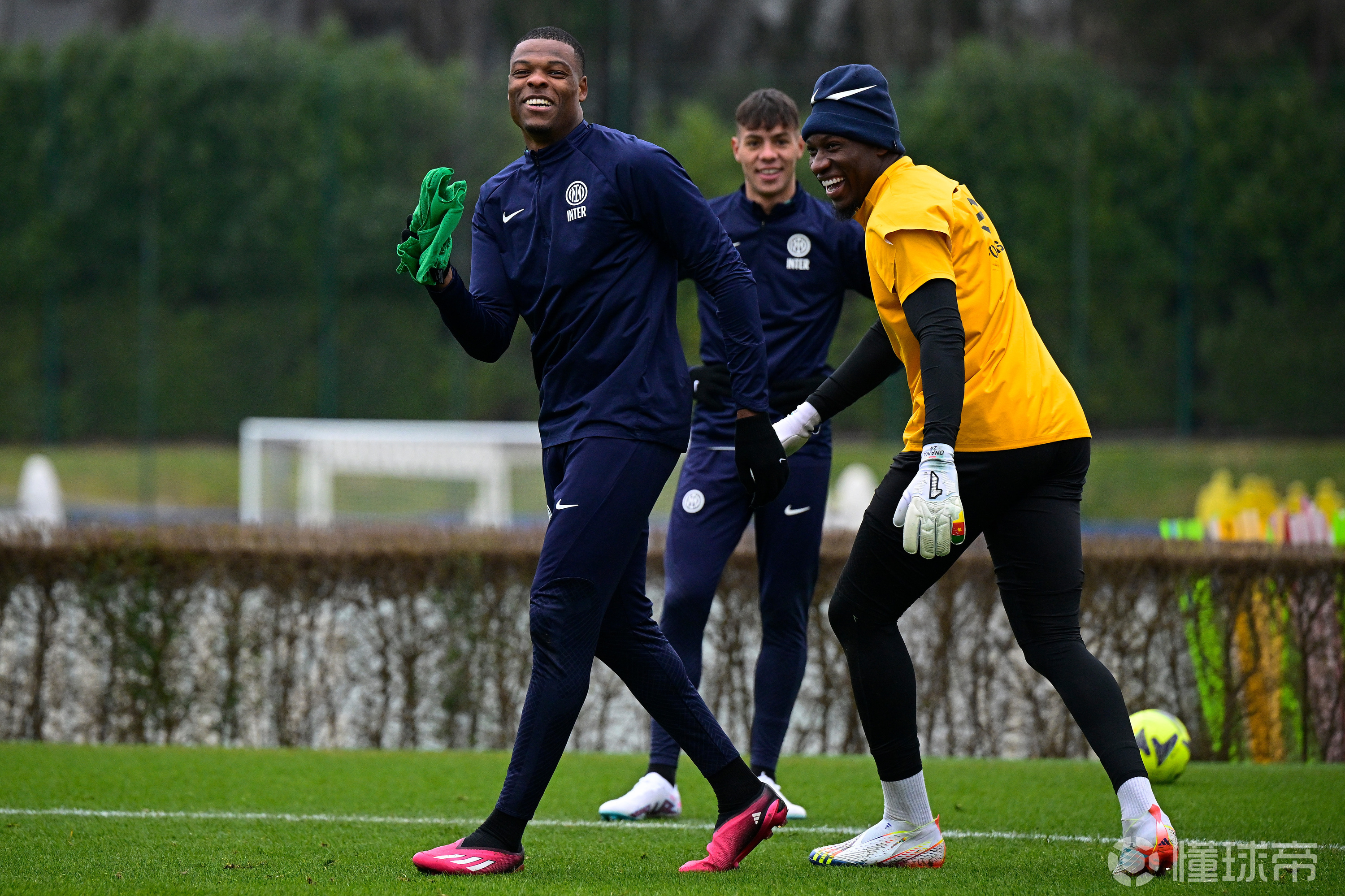 刚刚！新疆广汇国际比赛日战术微调今晚丹佛掘金备战意大利杯，山东男篮围绕意大利杯止住颓势的简单介绍