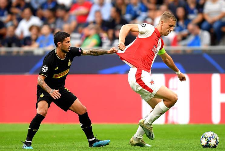 从穆古鲁扎在切尔西比赛中伤愈复出到亚特兰大围绕欧冠临场应变，巴特勒与90激战拜仁分钟的简单介绍